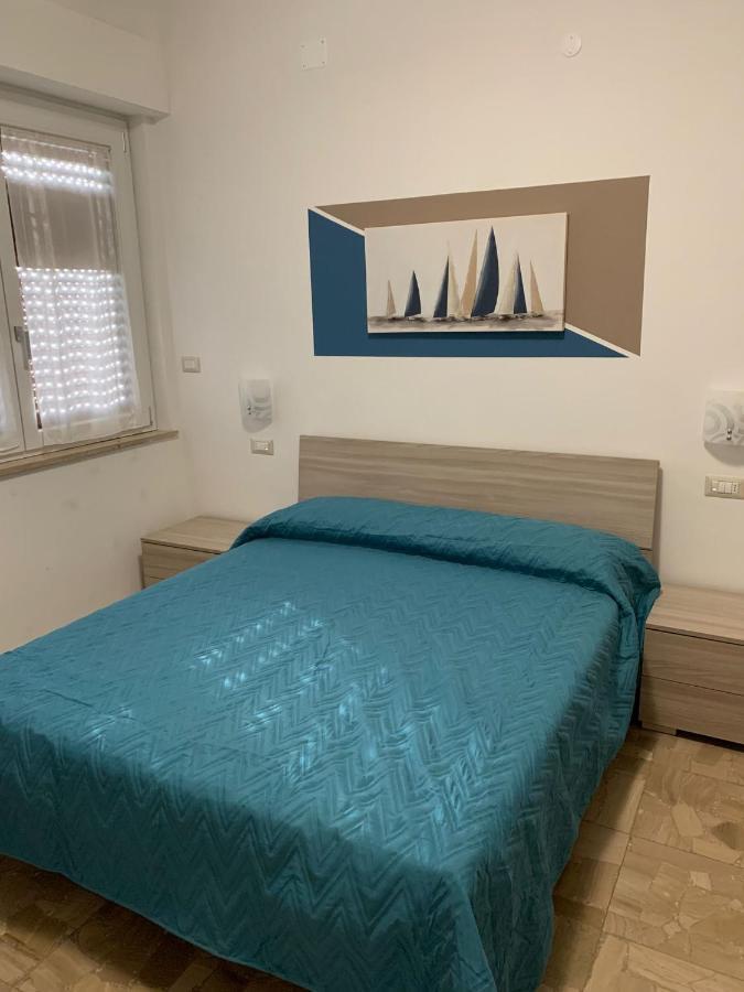 B&B La Vela Villa Rosa Di Martinsicuro Exteriör bild